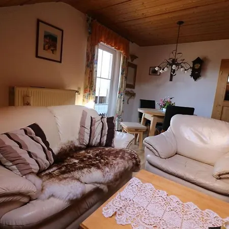 Anna Geissinger Comfortable Mauth